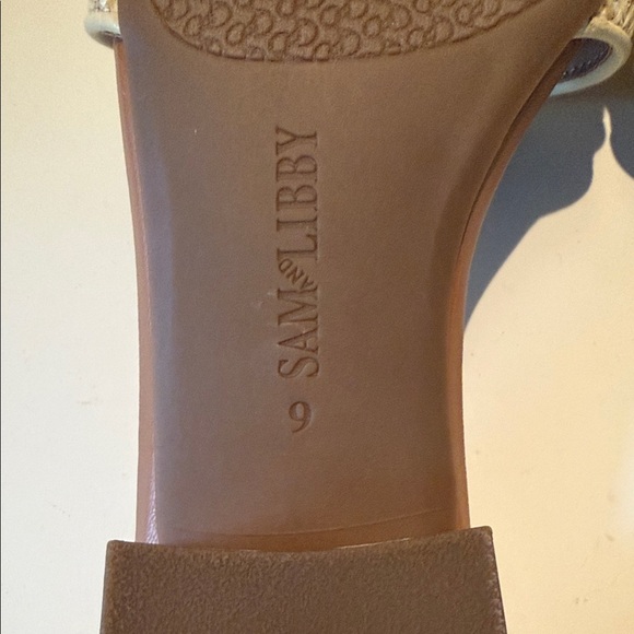 Elegant Cream Woven Slide Sandals - Picture 8 of 11